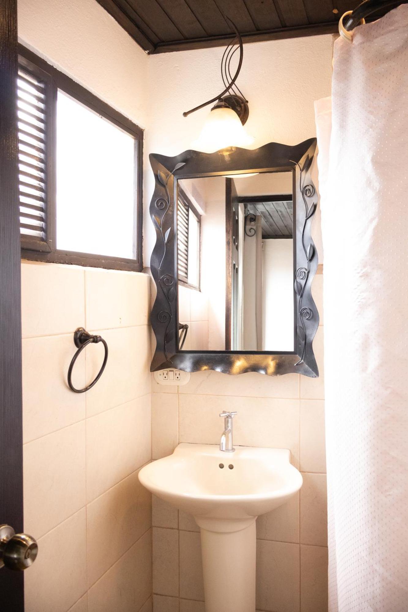 קצאלטננגו Lar Antiqua Hotel מראה חיצוני תמונה