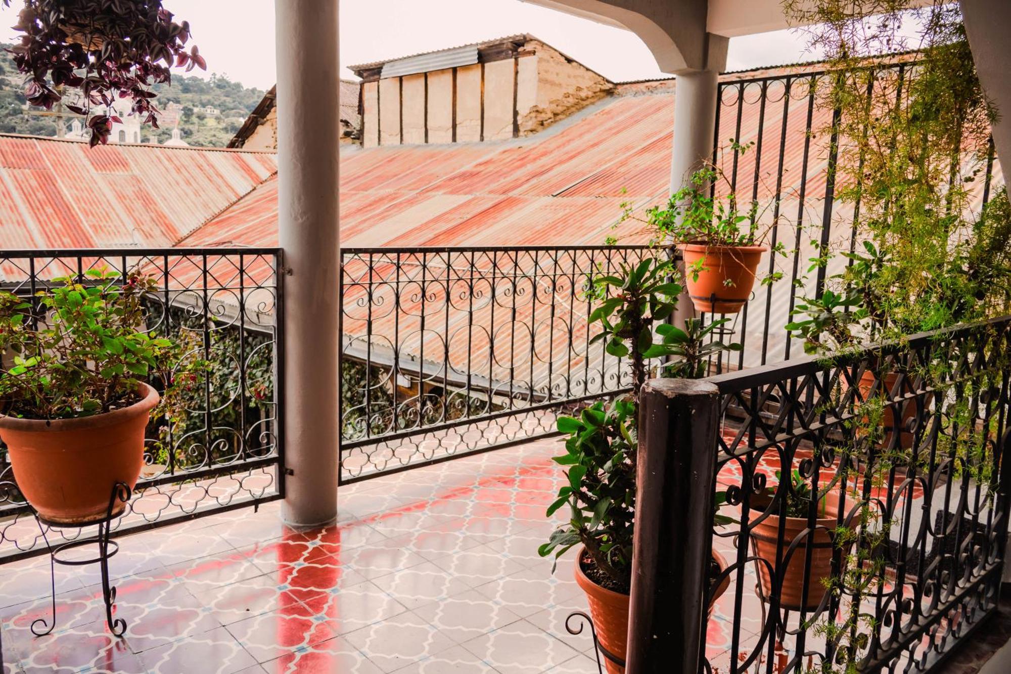 קצאלטננגו Lar Antiqua Hotel מראה חיצוני תמונה